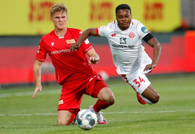 那不勒斯官方：吉尔摩周一将接受手术；据悉将缺阵至明年一月（那不勒斯通报：吉尔摩周一手术，或将缺阵至明年一月）