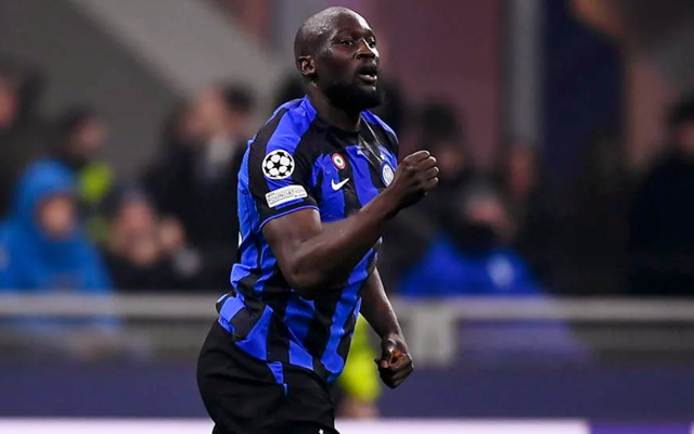 十秒钟连续过三人，离谱（十秒内连过三人，简直逆天）