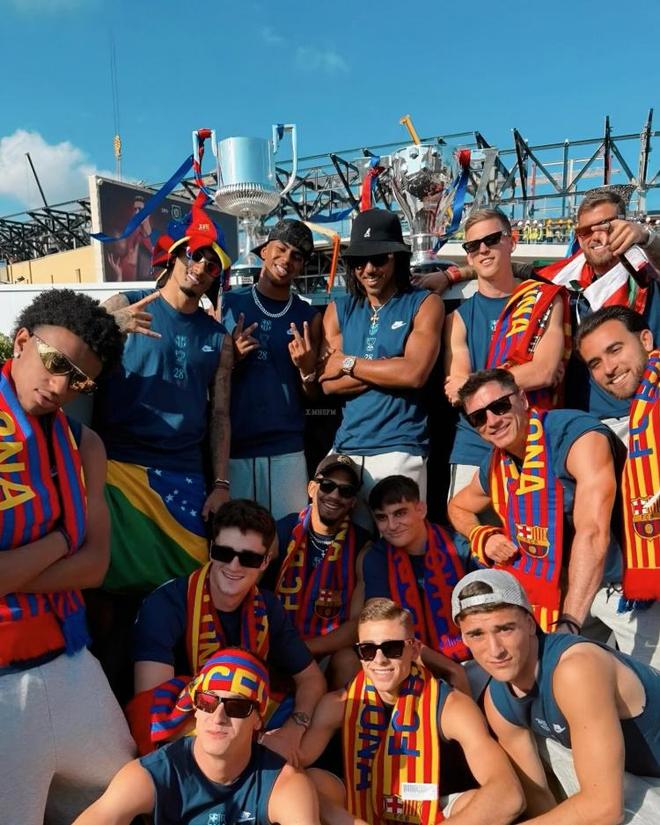 中超：上海申花主场2-0击败沧州雄狮（中超：上海申花主场2比0力克沧州雄狮）