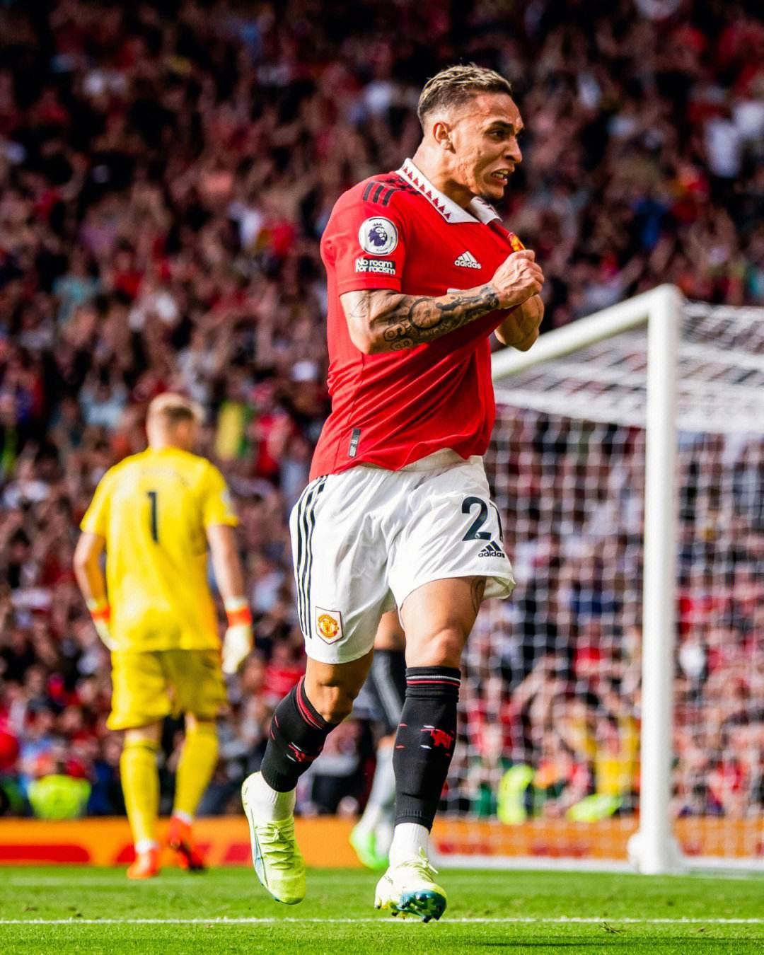 神勇扑点保住胜果，迈尼昂当选米兰vs罗马全场最佳（扑出点球守住胜利，迈尼昂获评米兰战罗马全场最佳）