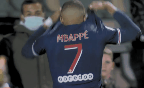 意甲克雷莫纳2比0胜莱切，泰拉恰诺邦多首发卡马尔达替补（意甲：克雷莫纳2-0莱切，泰拉恰诺、邦多首发，卡马尔达列替补）