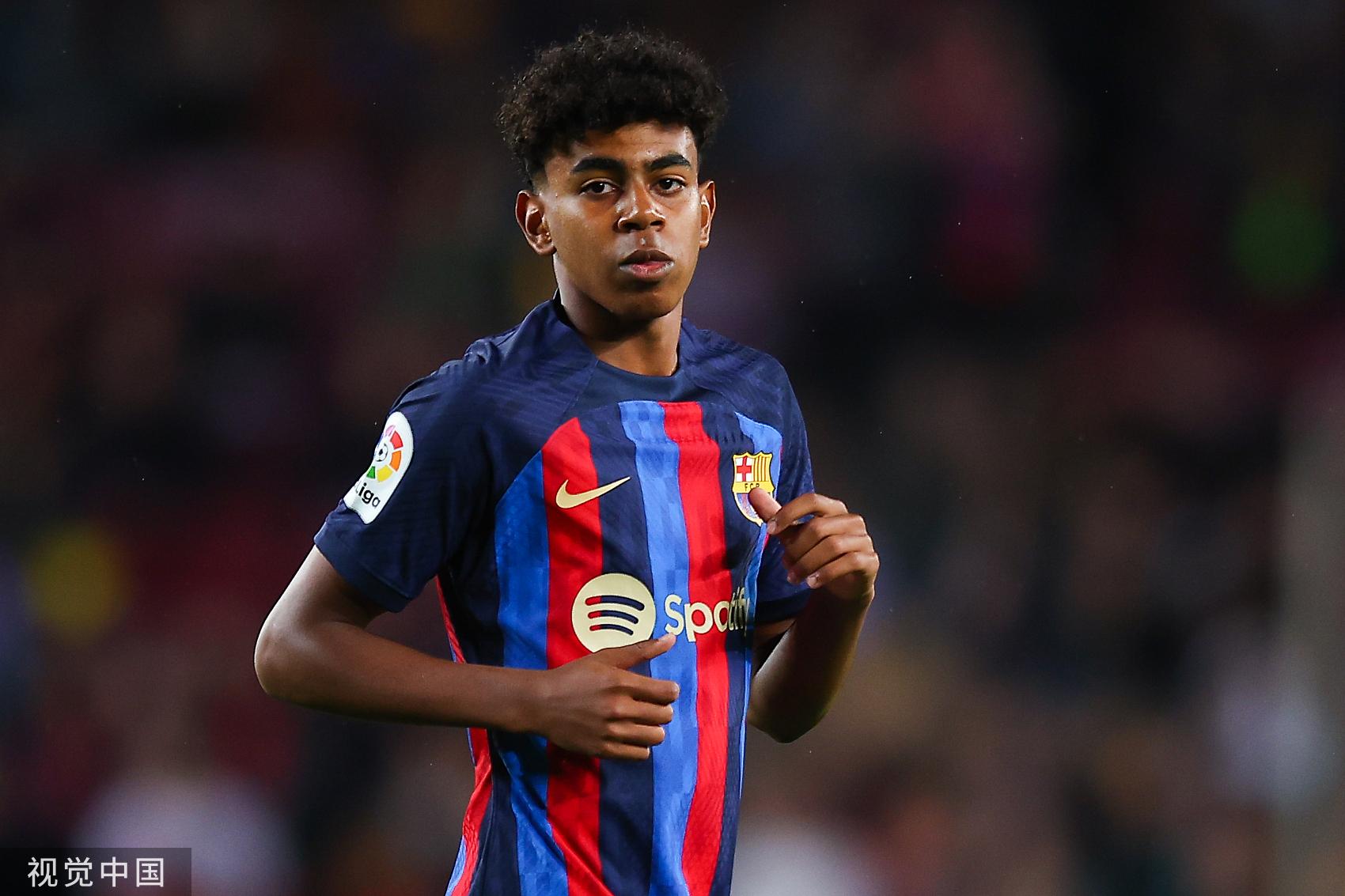 利雅得胜利4-1赛哈特海湾，C罗凌空倒钩破门，菲利克斯传射（利雅得胜利4-1击败赛哈特海湾：C罗倒钩破门，菲利克斯传射建功）